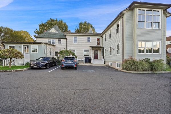 Listing Image #3 - Others for sale at 413-415 Bedford Road, Pleasantville NY 10570