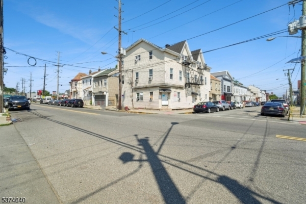 Listing Image #1 - Multi-family for sale at 196 Beech St, Paterson City NJ 07501
