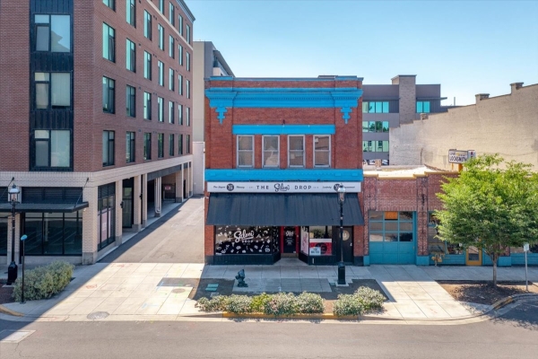 Listing Image #1 - Retail for sale at 246 State St, Salem OR 97301