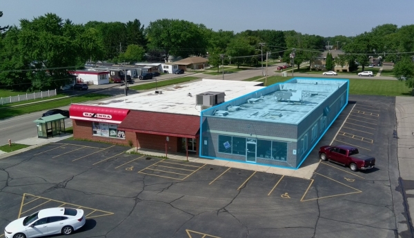 Listing Image #1 - Retail for sale at 1944 Center Ave, Janesville WI 53546