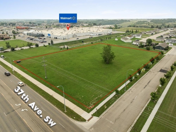 Listing Image #1 - Land for sale at Se Corner Of 7th St. Sw & 37th Ave Sw, Minot ND 58701