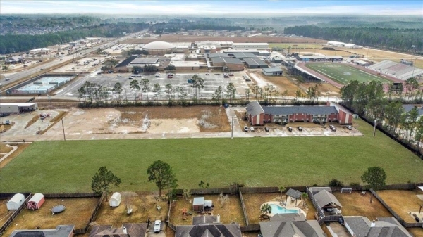 Listing Image #2 - Land for sale at 121 N LHS Drive, Lumberton TX 77657