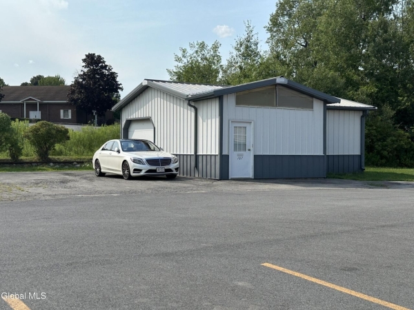 Listing Image #1 - Retail for sale at 107 S Comrie Avenue, Johnstown NY 12095