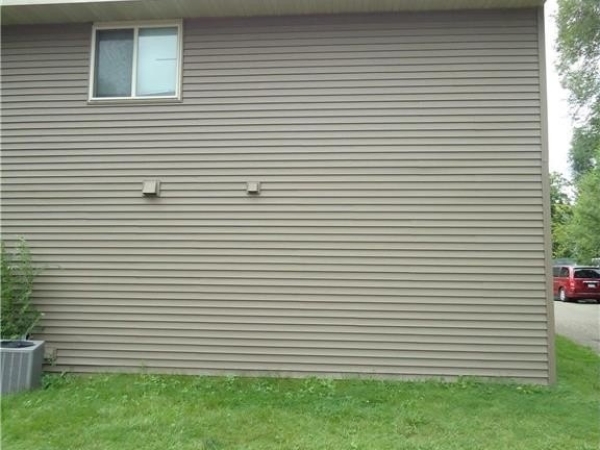 Listing Image #3 - Others for sale at 1513 Humboldt Place N, Brooklyn Center MN 55430
