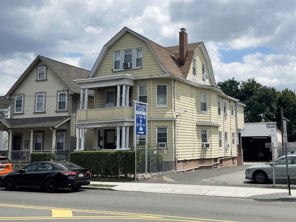 Listing Image #2 - Retail for sale at 504 Valley Road, West Orange NJ 07052
