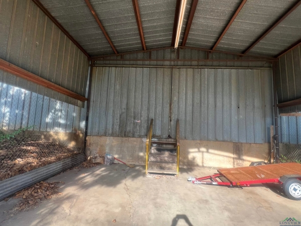 Listing Image #2 - Others for sale at 1910 N Franklin, Marshall TX 75670
