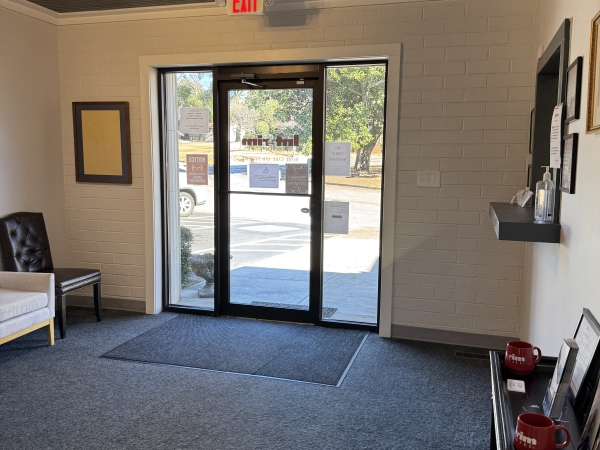 Listing Image #2 - Office for sale at 2370 Vineville Avenue, Macon GA 31204