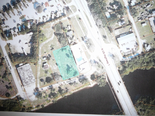 Listing Image #1 - Land for sale at 904 Valley Lane, Fort Pierce FL 34946