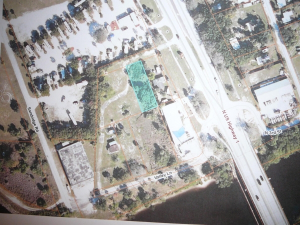Listing Image #2 - Land for sale at 904 Valley Lane, Fort Pierce FL 34946
