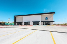 Listing Image #2 - Retail for sale at 102 Floral Blvd, Laredo TX 78043