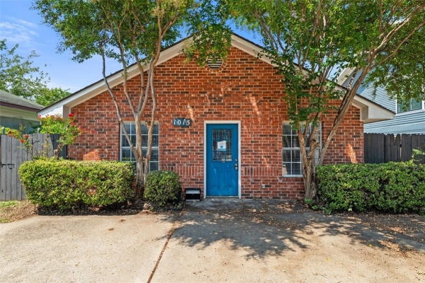 Listing Image #1 - Others for sale at 1015 N Bishop Avenue, Dallas TX 75208