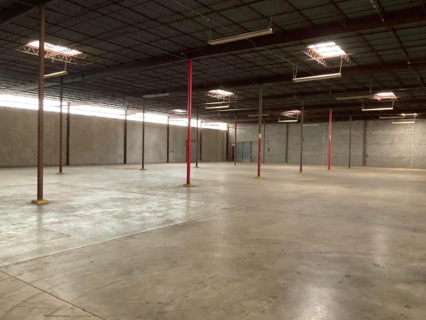 Listing Image #2 - Others for sale at 265 Service Dr., Tupelo MS 38804
