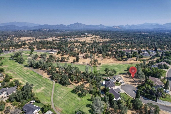 Listing Image #3 - Land for sale at 1779 Player Court, Redding CA 96003