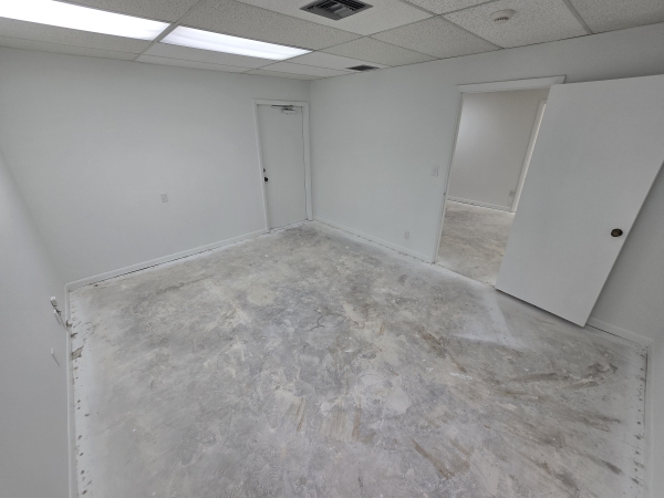 Listing Image #9 - Office for sale at 7800 W Oakland Park Blvd, Unit 100 and 101, Sunrise FL 33351