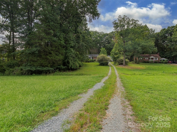 Listing Image #2 - Others for sale at 2232 Stallings Road, Matthews NC 28104