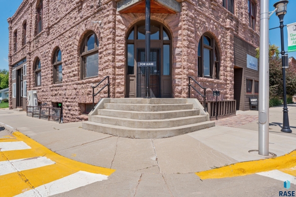 Listing Image #2 - Office for sale at 101 N Main Ave , C, Hartford SD 57033