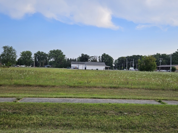 Listing Image #2 - Land for sale at 4500 N. Michigan, Saginaw MI 48604