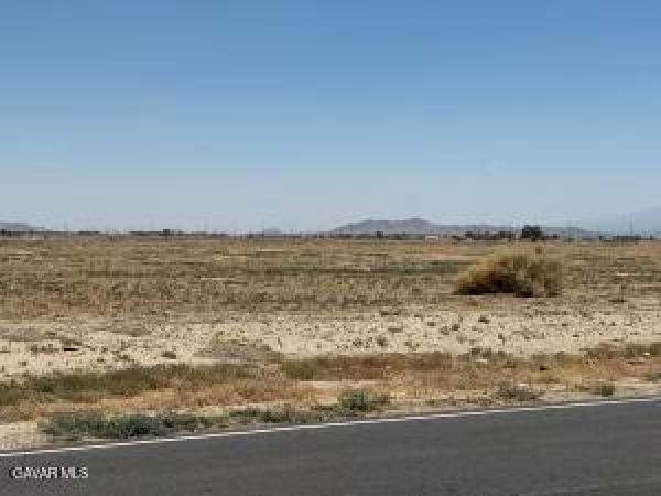 Listing Image #2 - Others for sale at Avenue H-10 & 60th Street # H10, Lancaster CA 93535