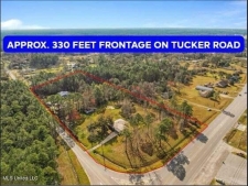 Retail property for sale in Ocean Springs, MS