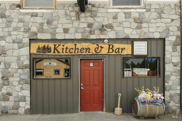 Listing Image #3 - Others for sale at 317 Nezperce Ave, Winchester ID 83544