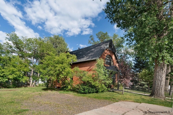 Listing Image #2 - Others for sale at 2103 Evans Ave, Cheyenne WY 82001