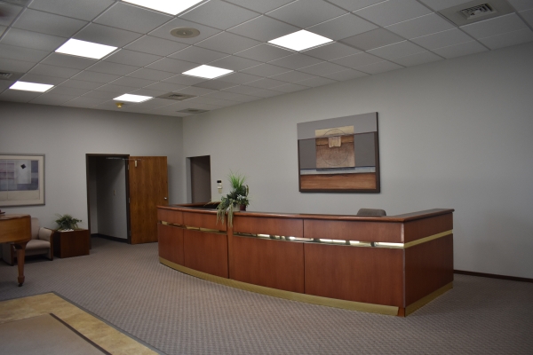 Listing Image #3 - Office for sale at 1661 Old Henderson Rd, Upper Arlington OH 43220