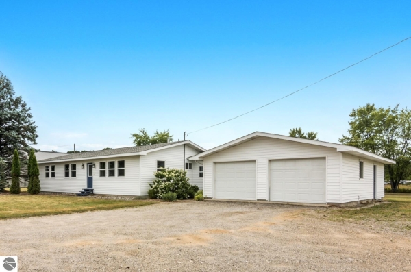 Listing Image #3 - Retail for sale at 3066 S M-37, Traverse City MI 49685
