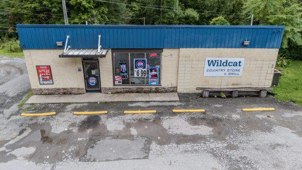 Listing Image #1 - Retail for sale at 8249 US 119, Calvin KY 40813