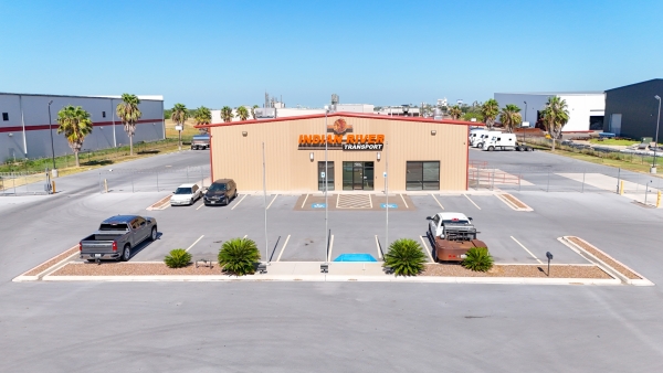 Listing Image #1 - Industrial for sale at 906 Business Park Drive, Mission TX 78572
