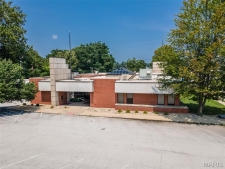 Retail for sale in Alton, IL