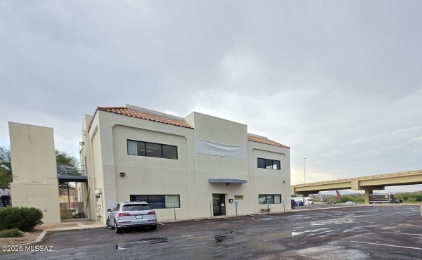 Listing Image #1 - Others for sale at 870 W Shell Road, Nogales AZ 85621