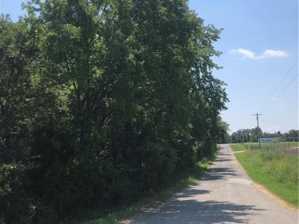 Listing Image #3 - Others for sale at 412  W US  HWY, Colcord OK 74743