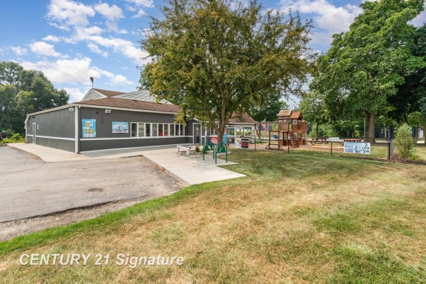 Listing Image #3 - Others for sale at 180 King, Freeland MI 48623