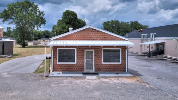 Listing Image #3 - Others for sale at 2215 Broad Street E, Albany GA 31705