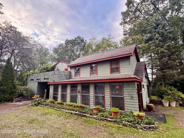 Listing Image #2 - Others for sale at 221 Pocono Road, Pocono Summit PA 18346