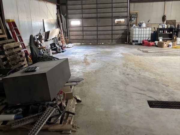 Listing Image #2 - Industrial for sale at 2180 E Yellow Creek Road, Freeport IL 61032