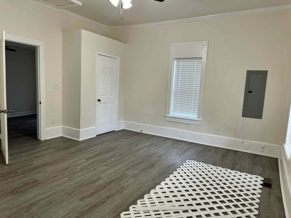 Listing Image #3 - Multi-family for sale at 1017 Lake Ave, Griffin GA 30223