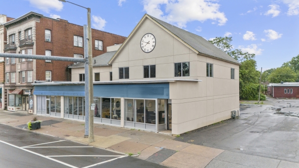 Listing Image #2 - Retail for sale at 1191 Main St, East Hartford CT 06108
