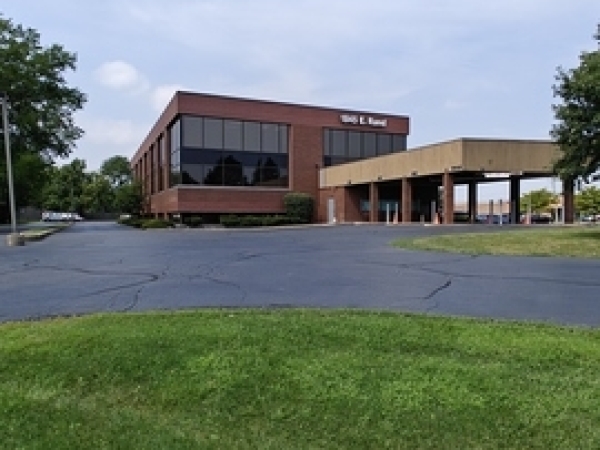 Listing Image #1 - Office for sale at 1845 E Rand Rd L-111, Arlington IL 60004 Listing Image #1 - Office for sale at 1845 E Rand Rd L-111, Arlington IL 60004