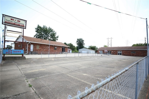 Listing Image #3 - Others for sale at 41957 N Ridge Road, Elyria OH 44035 Listing Image #3 - Others for sale at 41957 N Ridge Road, Elyria OH 44035