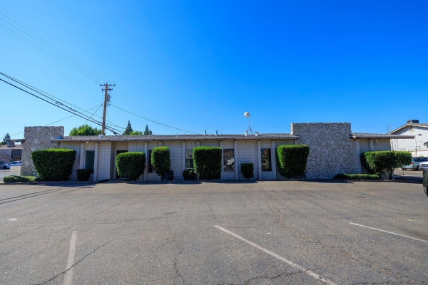 Listing Image #3 - Others for sale at 1141 N Olive Avenue, Turlock CA 95380