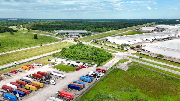 Listing Image #1 - Land for sale at 0 Red Bluff Road, Pasadena TX 77507