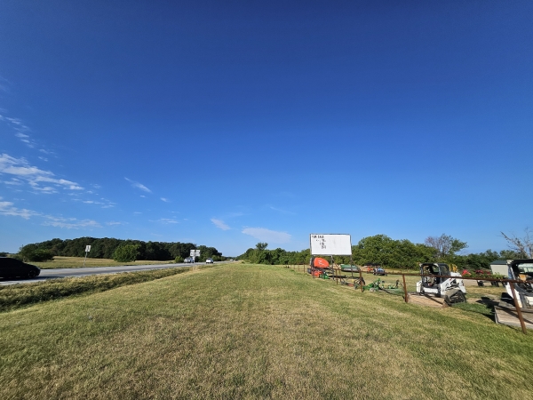 Listing Image #2 - Others for sale at 19321 Western, Marionville MO 65705