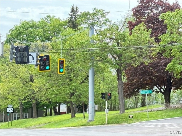 Listing Image #3 - Retail for sale at 4811 Makyes Road, Syracuse NY 13215