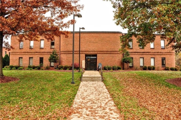 Listing Image #2 - Others for sale at 2550 Boyce Plaza Rd Unit #204, Pittsburgh PA 15241