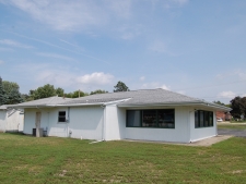 Listing Image #3 - Retail for sale at 909 Green Ridge Avenue, Earlville IL 60518