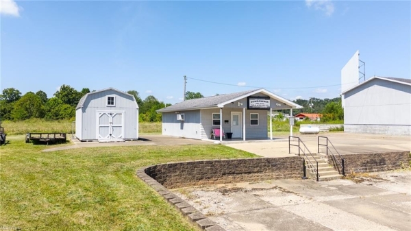 Listing Image #3 - Others for sale at 1025 Gihon Rd., Parkersburg WV 26101