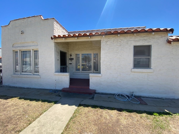 Listing Image #3 - Others for sale at 2116 247th Street, Lomita CA 90717