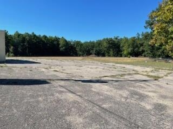 Listing Image #2 - Others for sale at 604 Sullivan Avenue, Prudenville MI 48651