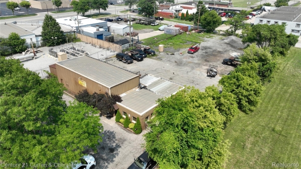 Listing Image #2 - Others for sale at 5861 Pardee Road, Taylor MI 48180